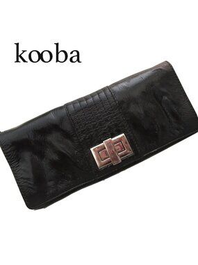 Vintage Y2K Kooba black glazed leather clutch with silver turn lock and quilting